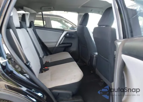 2018 Toyota Rav4 Xle z USA, uszkodzony, nr VIN 2T3WFREV2JW502622